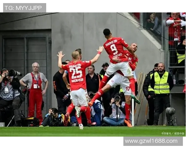 伯明翰与利兹联对决结果揭晓精彩瞬间回顾与分析