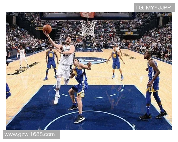 灰熊与小牛对决分析大小分预测及投注策略探讨