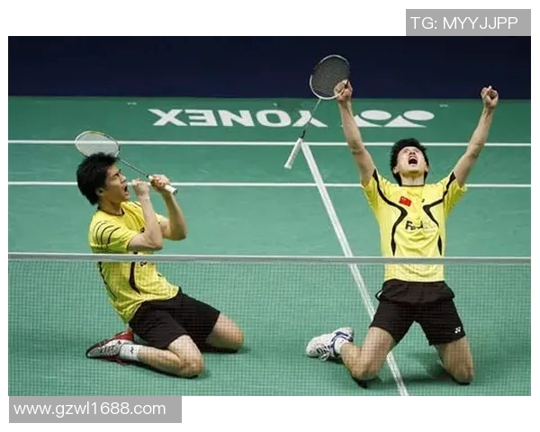 羽毛球传奇陈秀英的奋斗与荣耀之路探讨