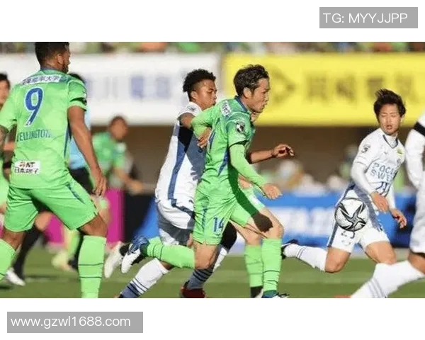 赞岐与德岛漩涡的激烈对决探讨足球战术与球队魅力